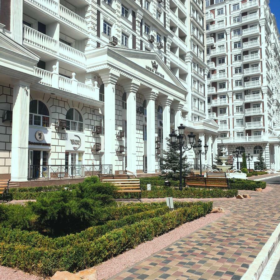 คอมฟอร์ต เฮาส์ Hotel เคียฟ ภายนอก รูปภาพ
