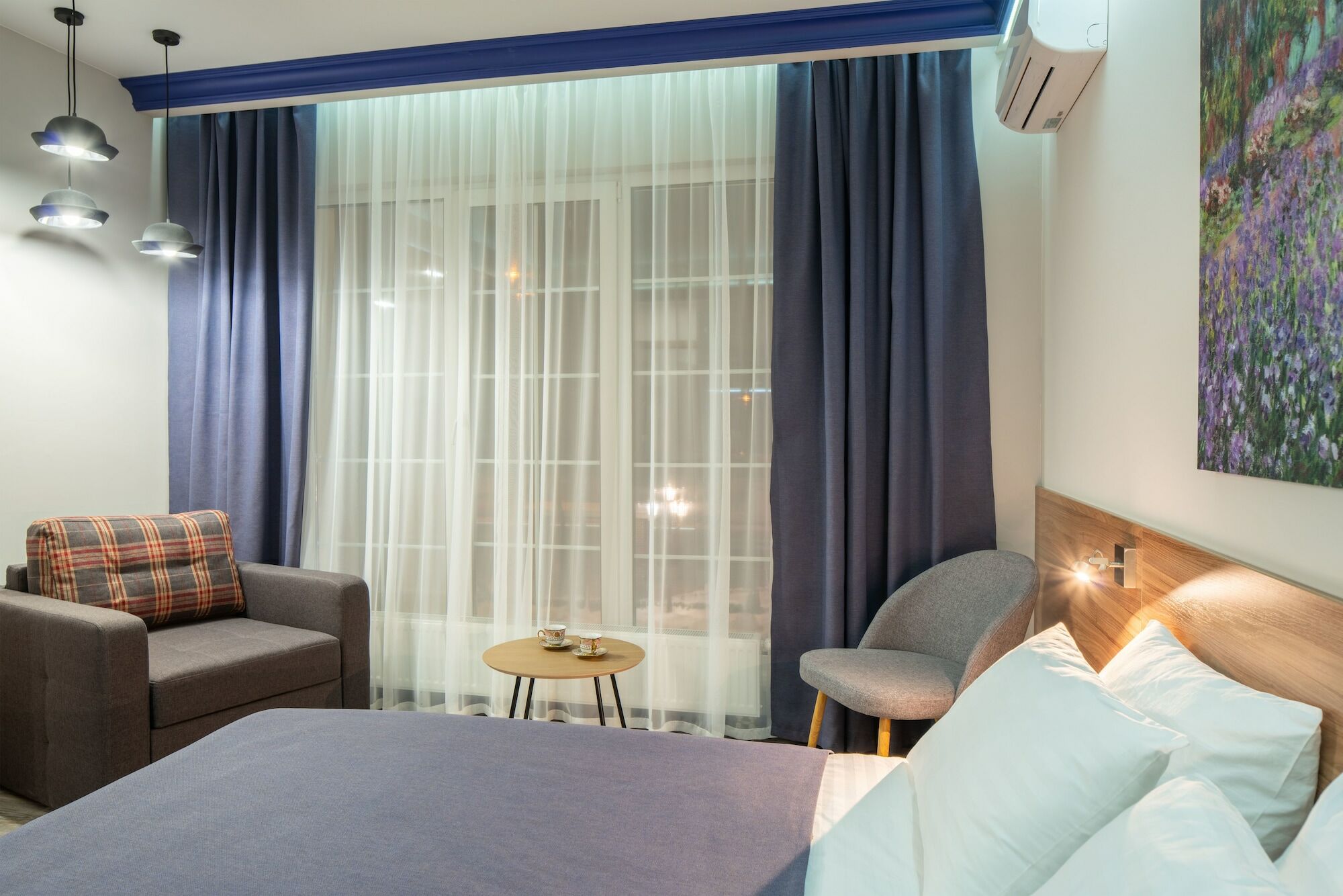 คอมฟอร์ต เฮาส์ Hotel เคียฟ ภายนอก รูปภาพ